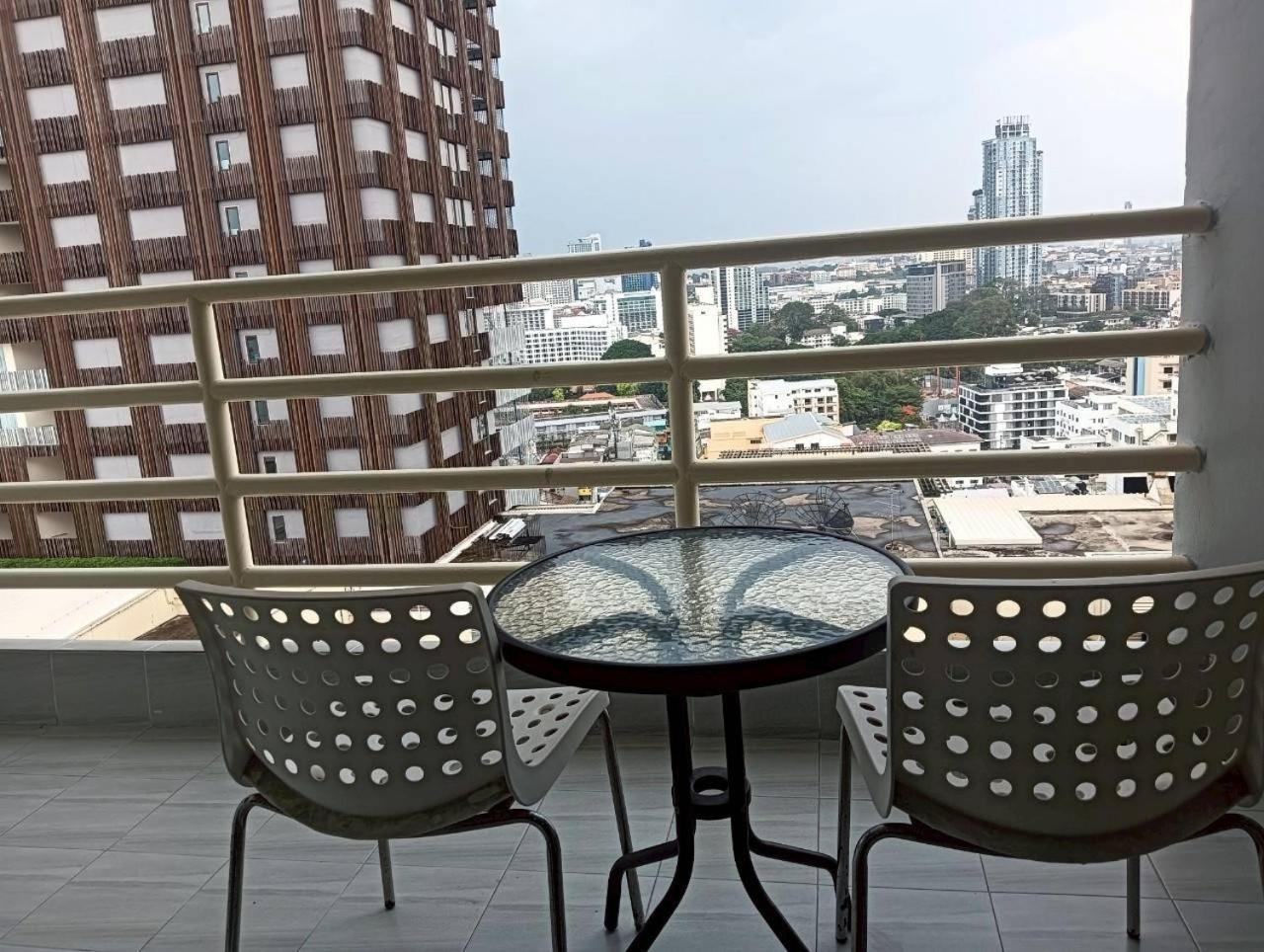 View Talay 6 Pattaya Beach By Anatolia Condo Suite المظهر الخارجي الصورة