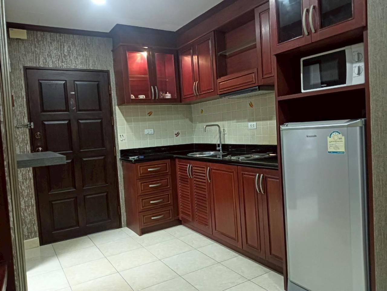 View Talay 6 Pattaya Beach By Anatolia Condo Suite المظهر الخارجي الصورة