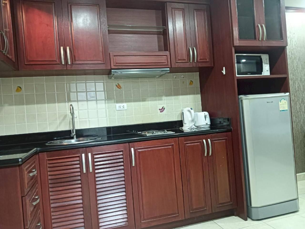 View Talay 6 Pattaya Beach By Anatolia Condo Suite المظهر الخارجي الصورة