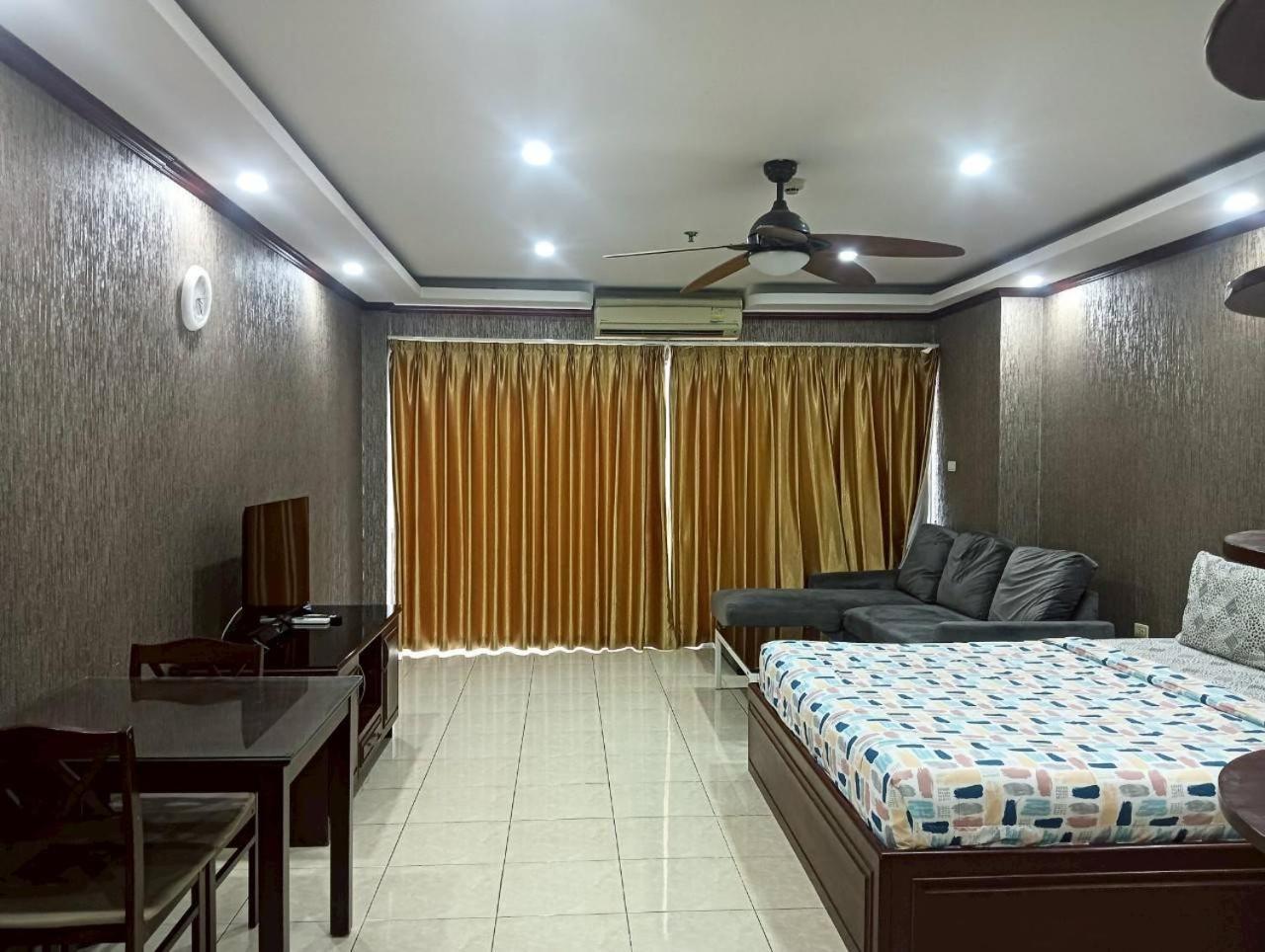 View Talay 6 Pattaya Beach By Anatolia Condo Suite المظهر الخارجي الصورة