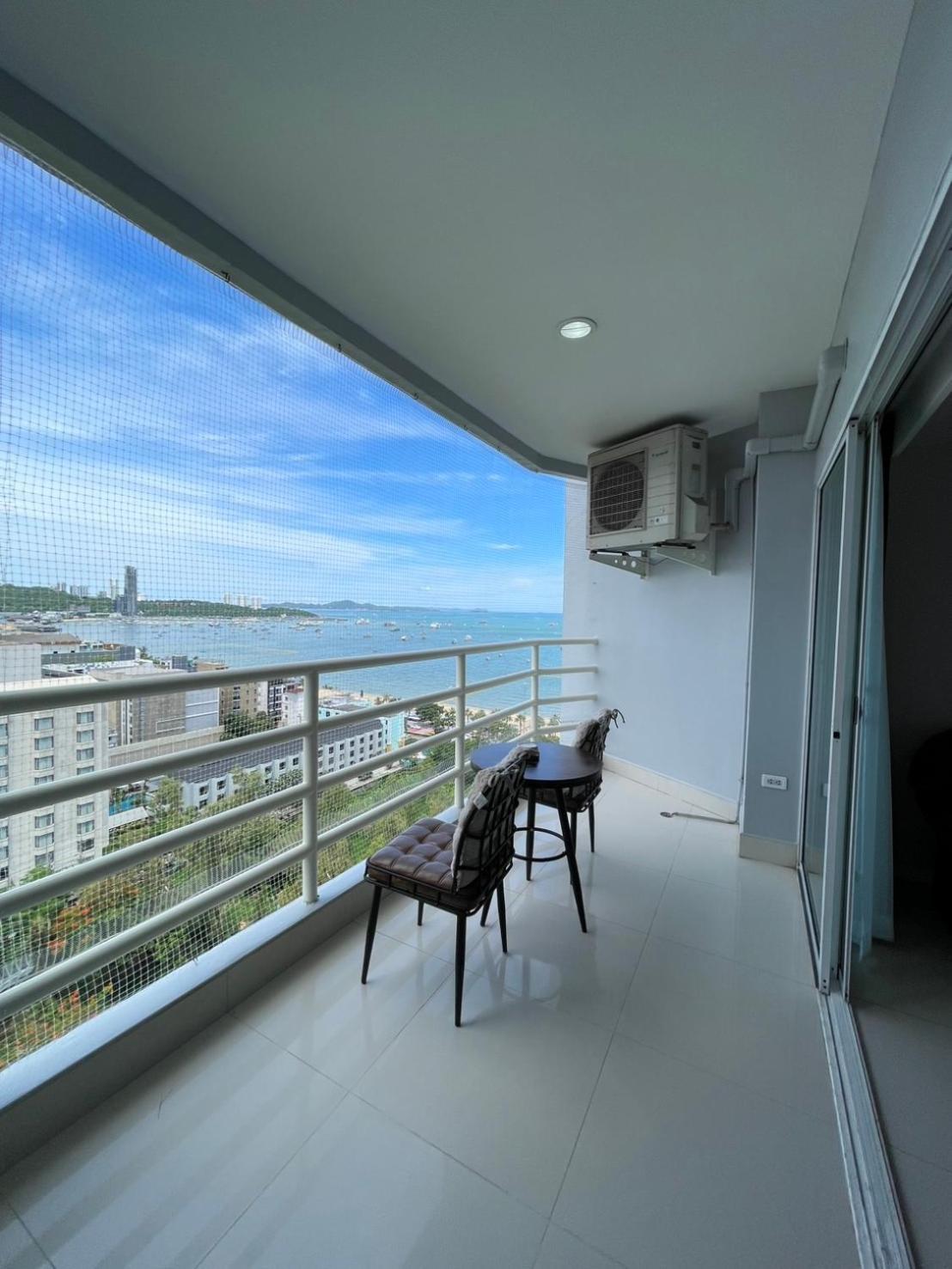 View Talay 6 Pattaya Beach By Anatolia Condo Suite المظهر الخارجي الصورة
